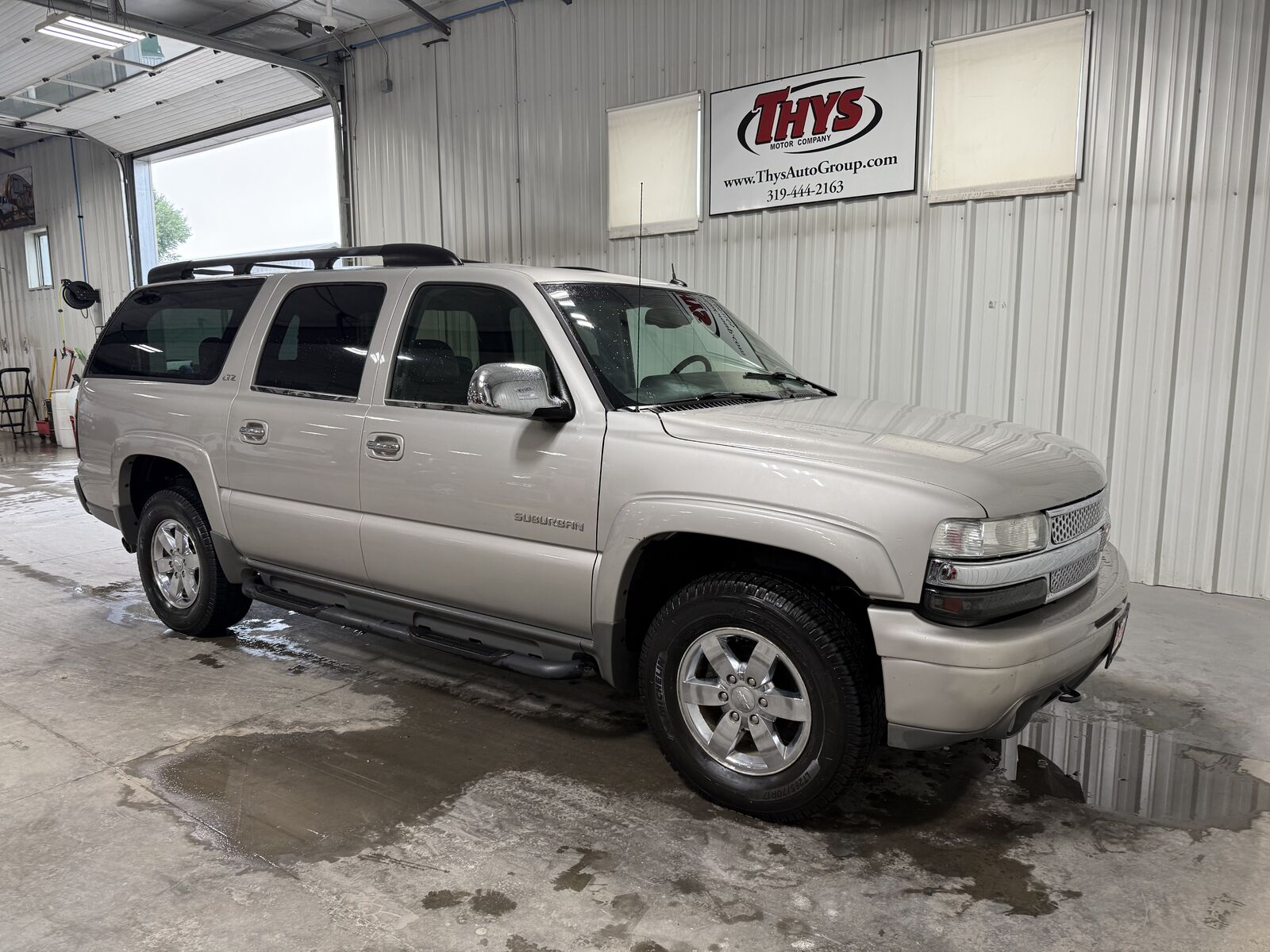 2004 CHEVROLET Suburban