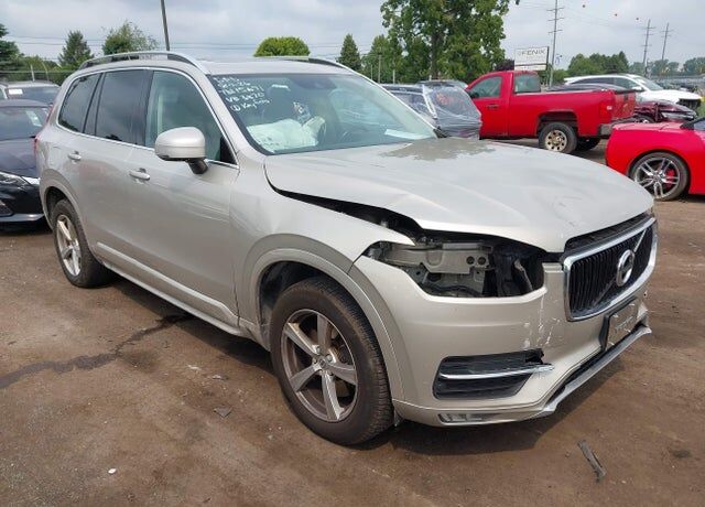 2016 VOLVO XC90