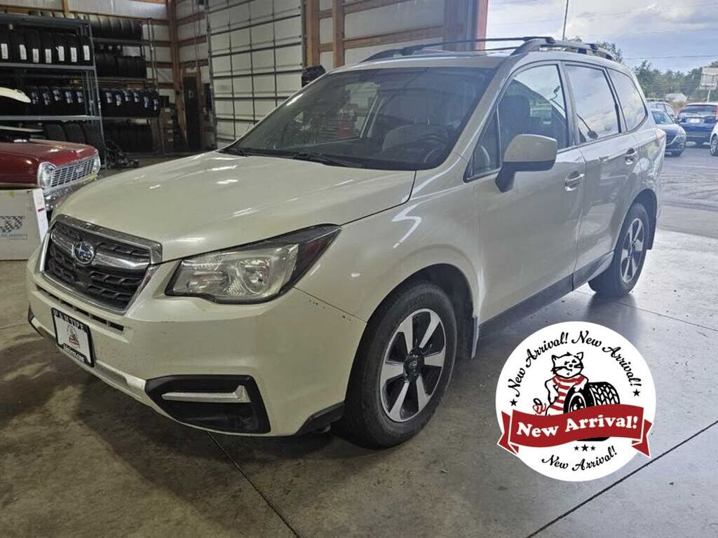 2017 SUBARU Forester