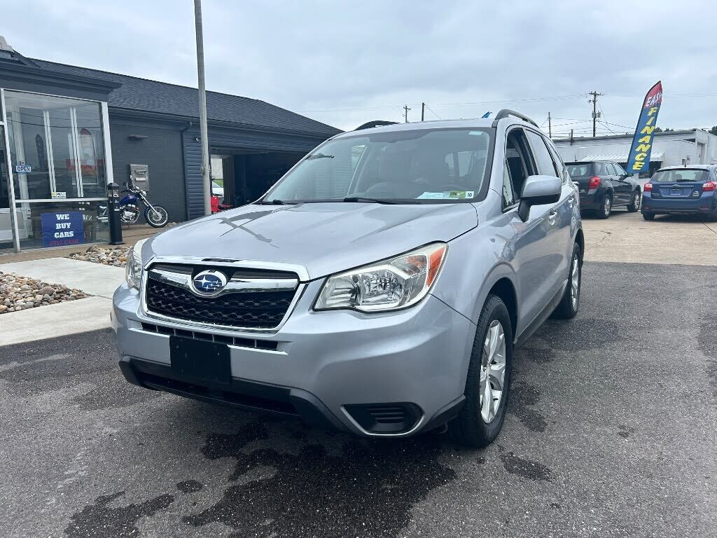 2014 SUBARU Forester