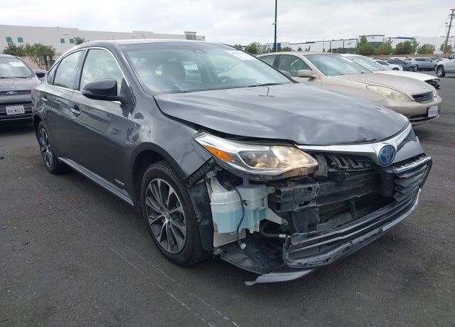 2018 TOYOTA Avalon