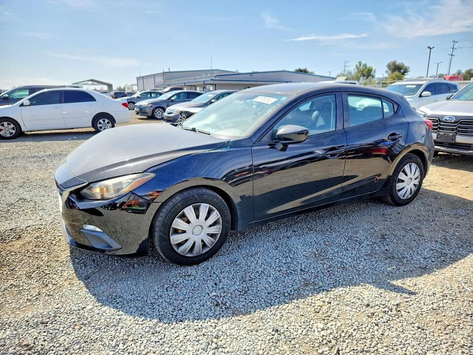 2016 MAZDA Mazda3