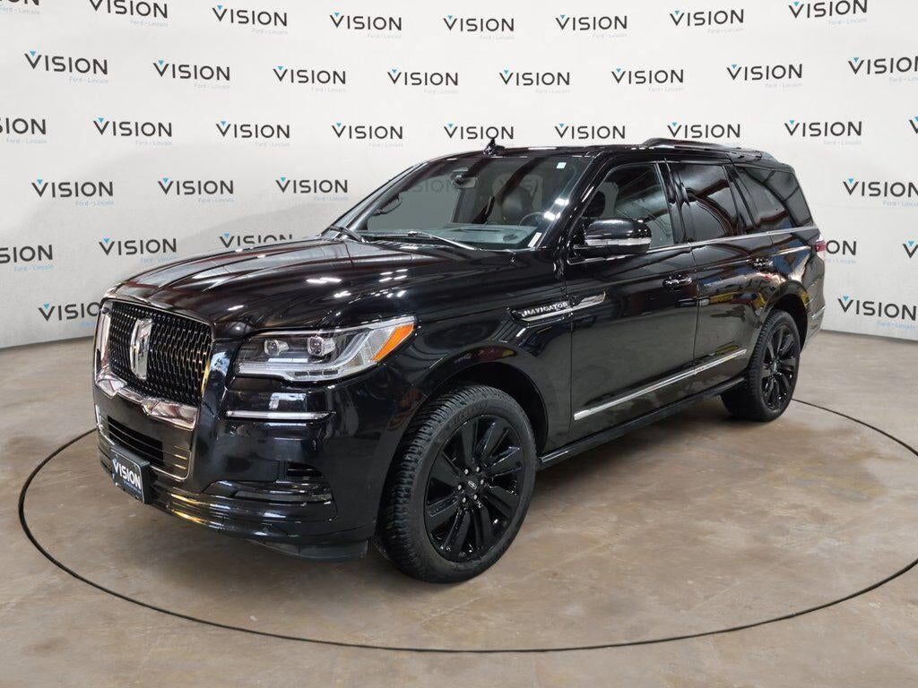 2022 LINCOLN Navigator