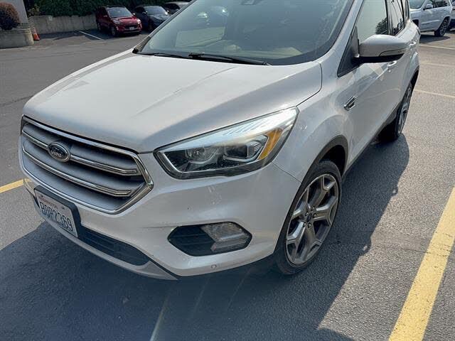 2017 FORD Escape