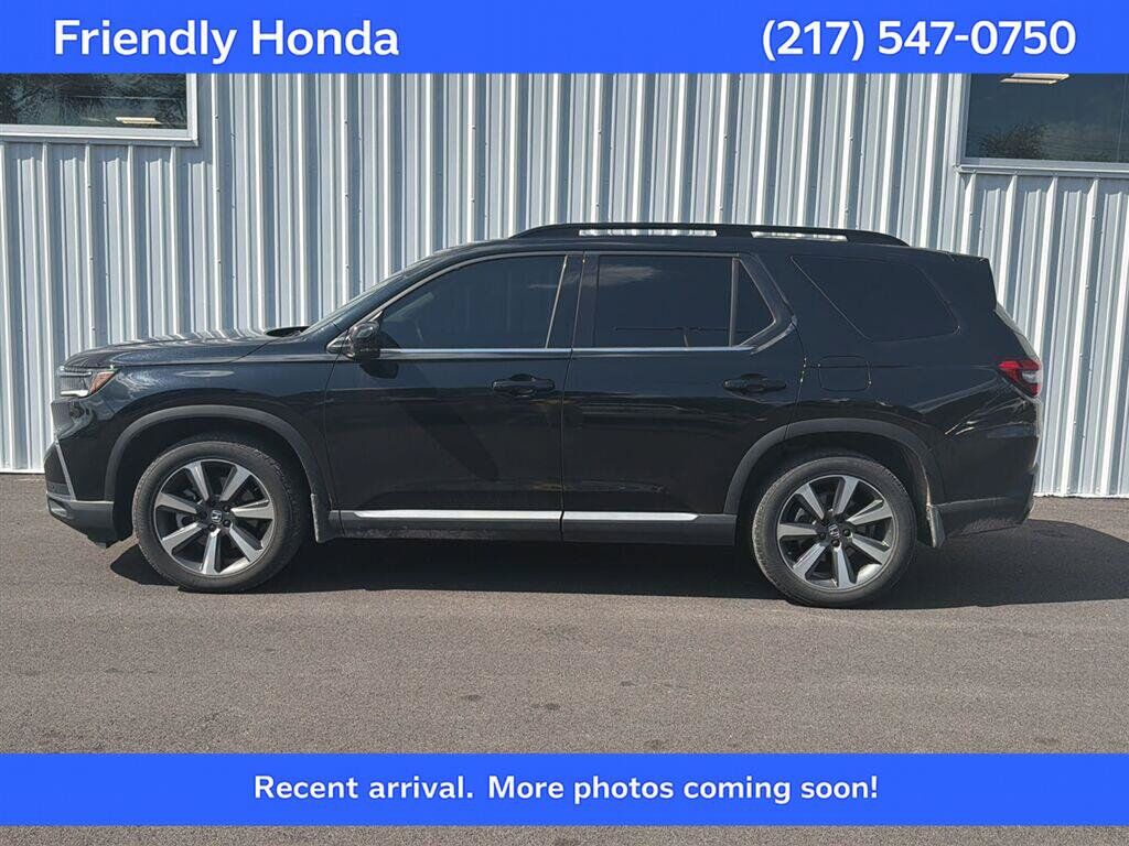 2025 HONDA Pilot