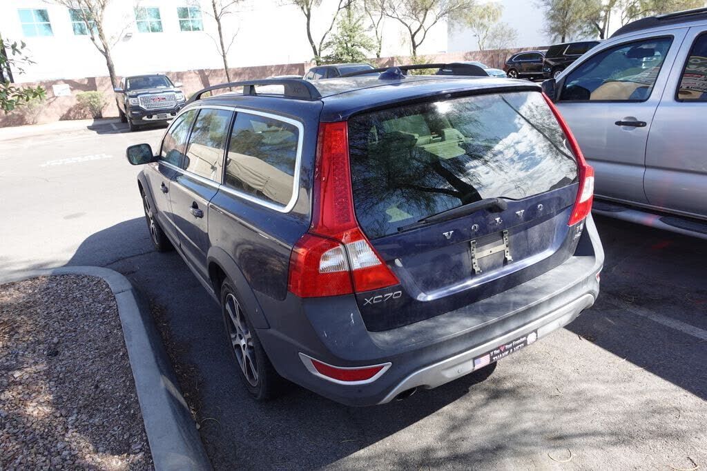 2013 VOLVO XC70
