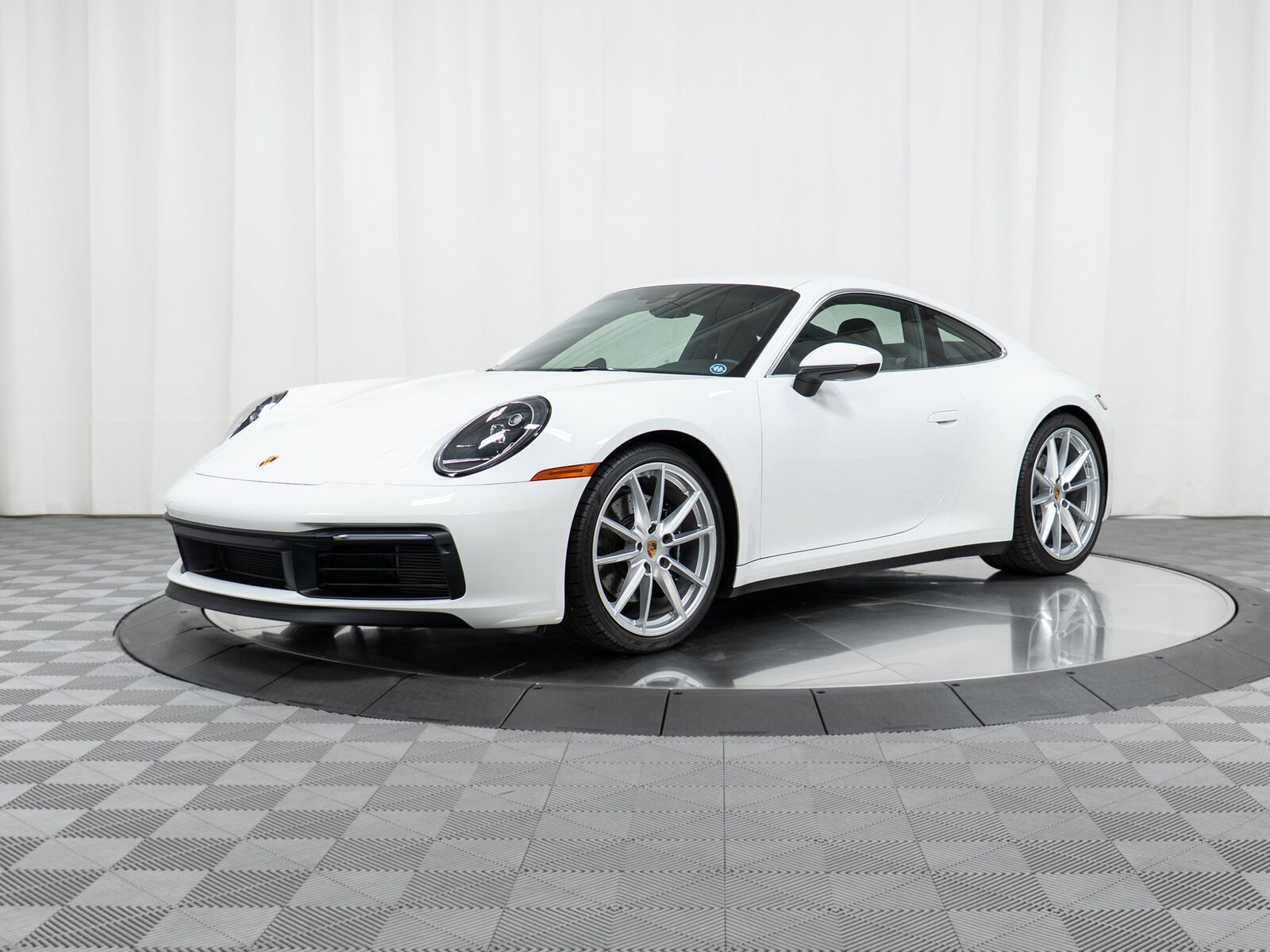 2024 PORSCHE 911