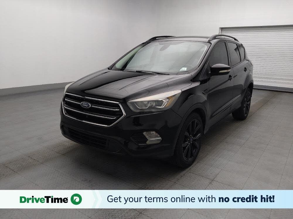2017 FORD Escape