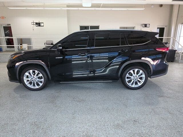 2021 TOYOTA Highlander