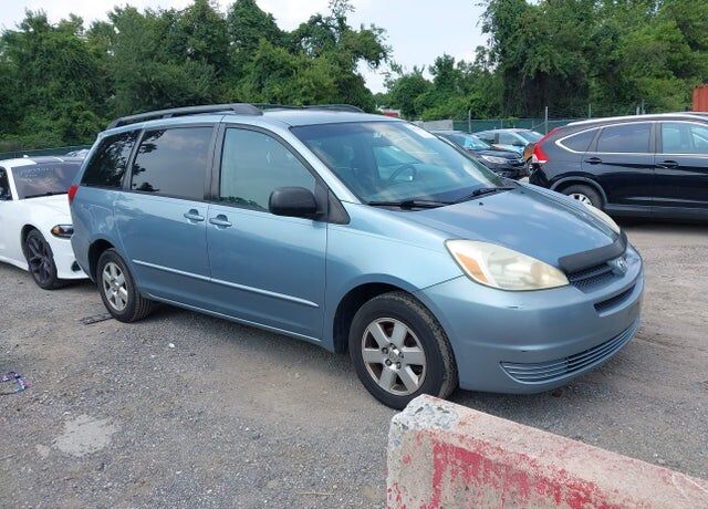 2005 TOYOTA Sienna