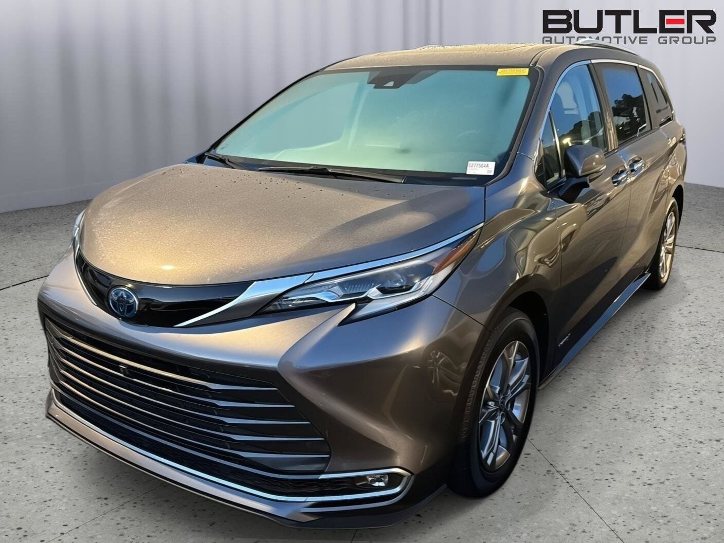 2021 TOYOTA Sienna