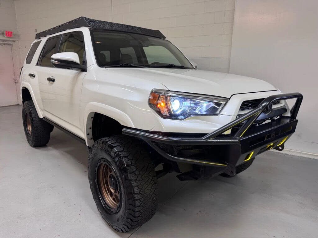 2016 TOYOTA 4-Runner