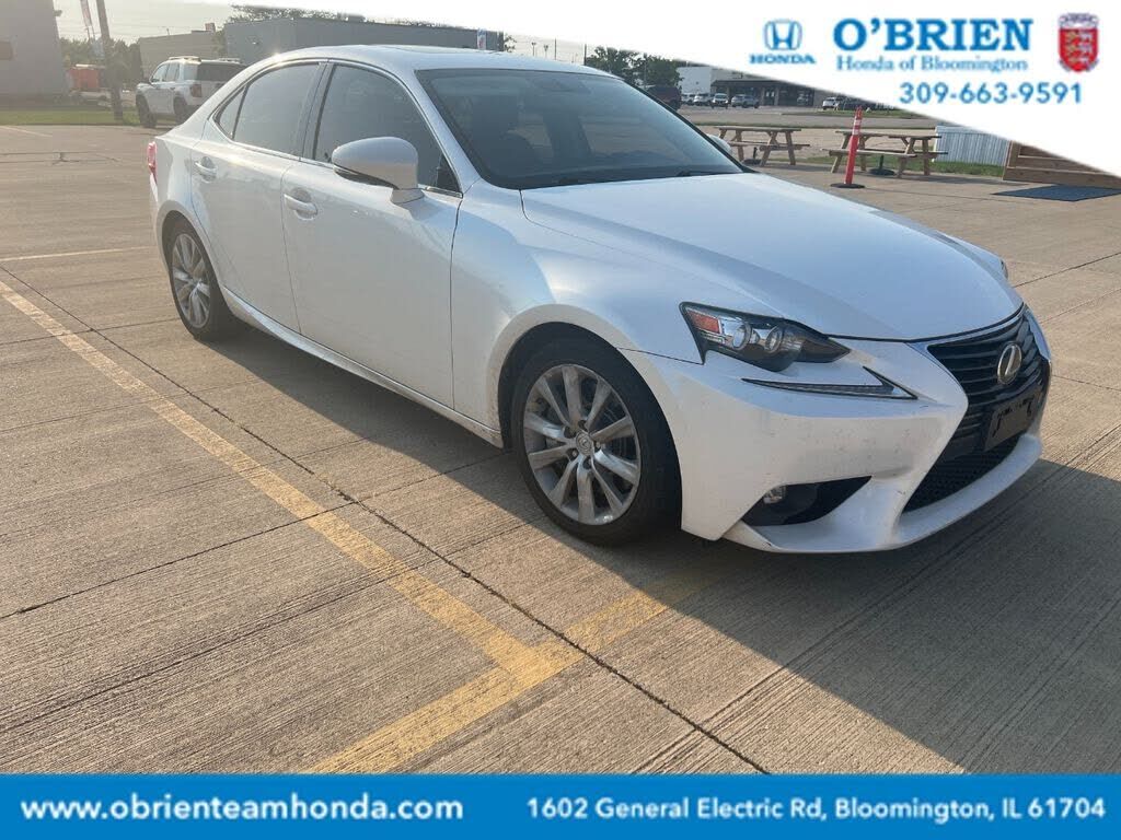 2016 LEXUS IS