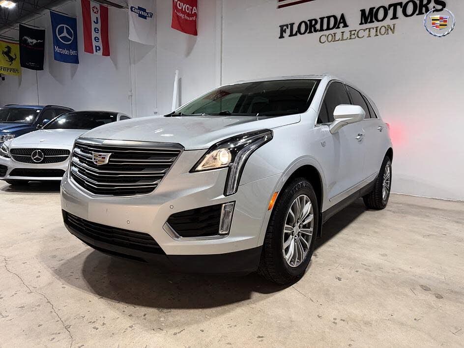 2017 CADILLAC XT5