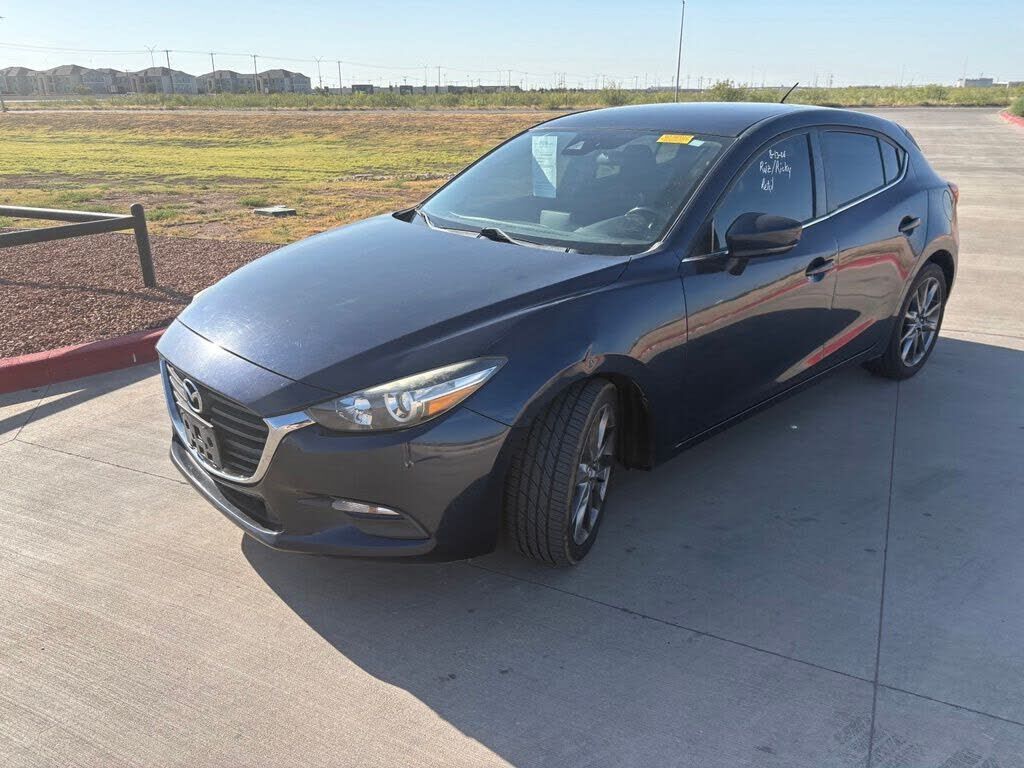 2018 MAZDA Mazda3