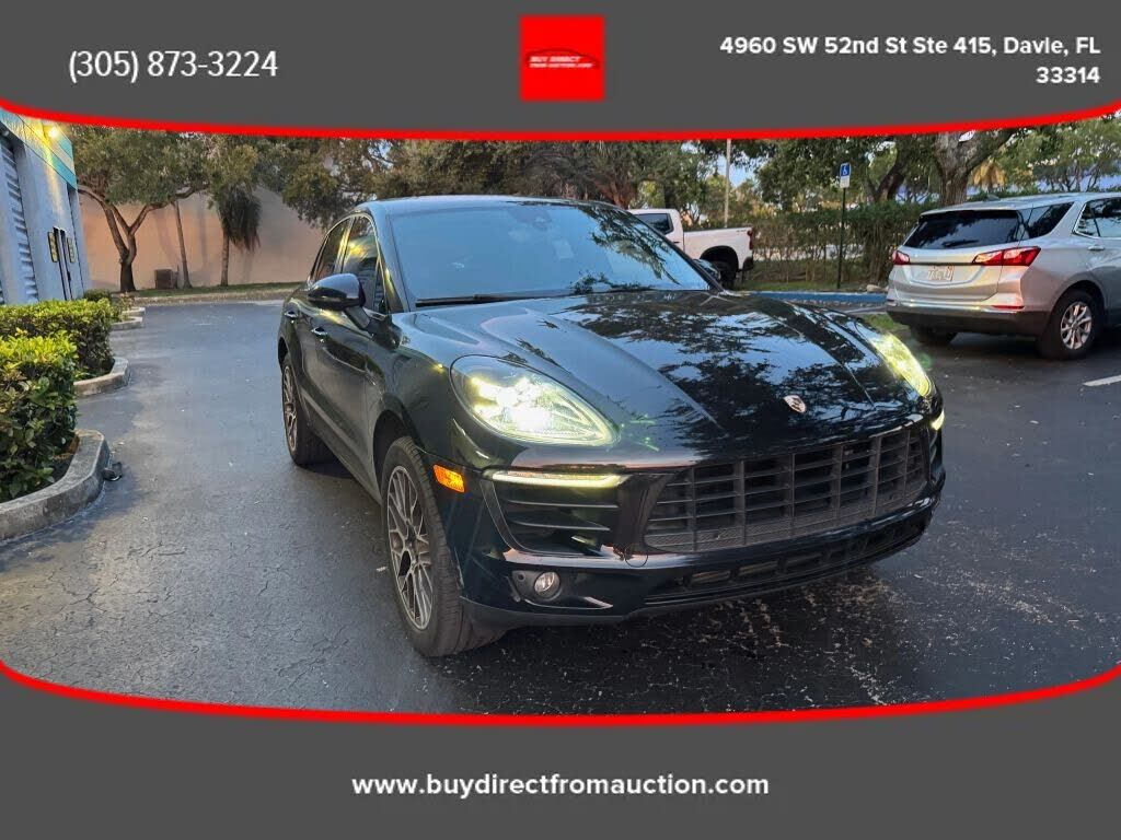 2018 PORSCHE Macan