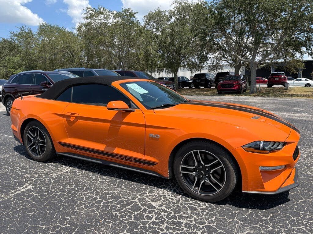 2020 FORD Mustang