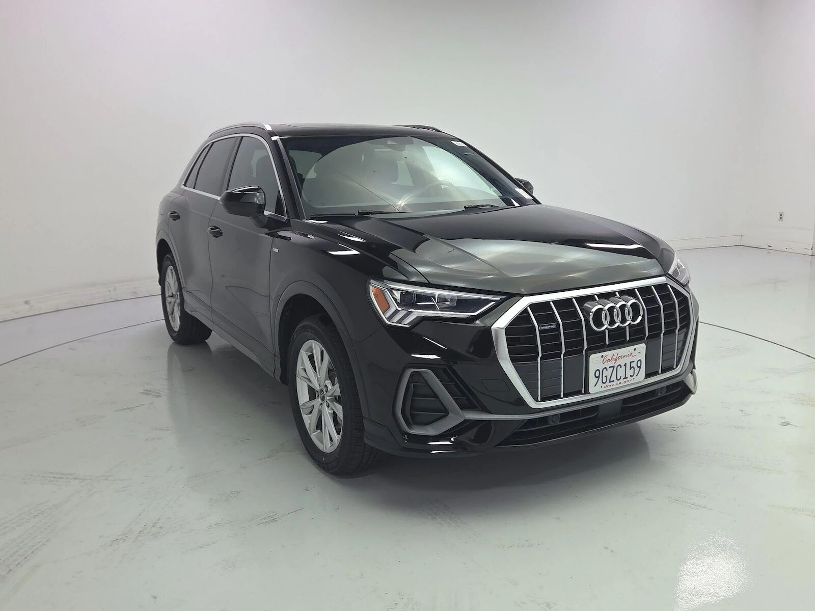 2023 AUDI Q3