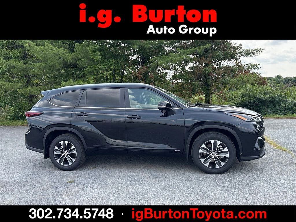2026 TOYOTA Highlander
