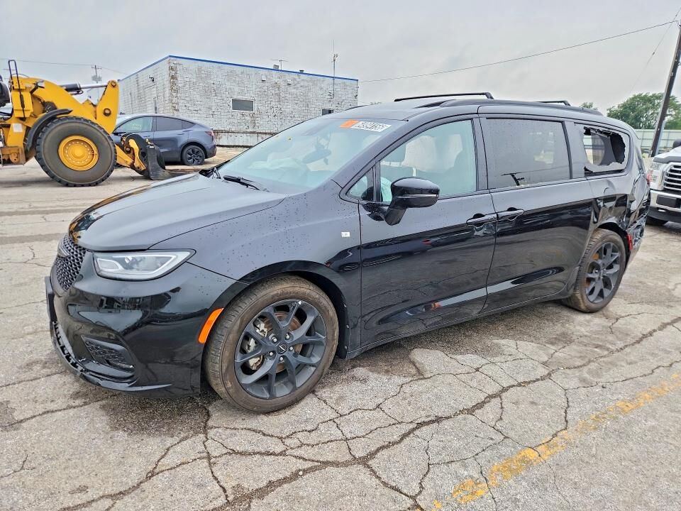 2025 CHRYSLER Pacifica