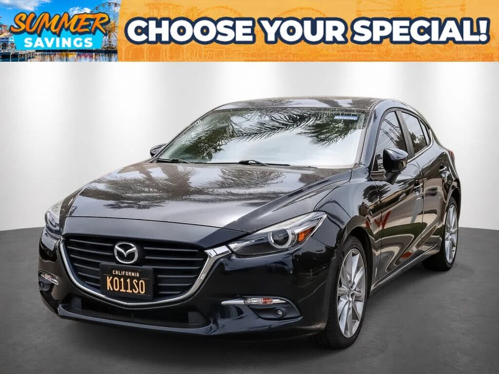 2017 MAZDA Mazda3