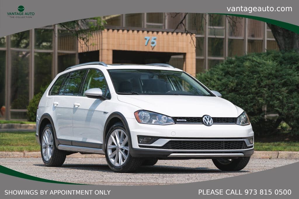 2017 VOLKSWAGEN Golf Alltrack