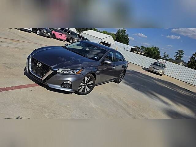 2022 NISSAN Altima
