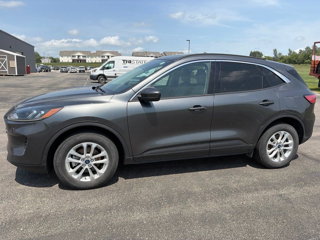 2020 FORD Escape