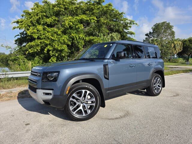 2020 LAND ROVER Defender