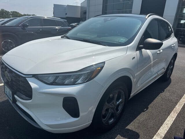 2023 FORD Escape