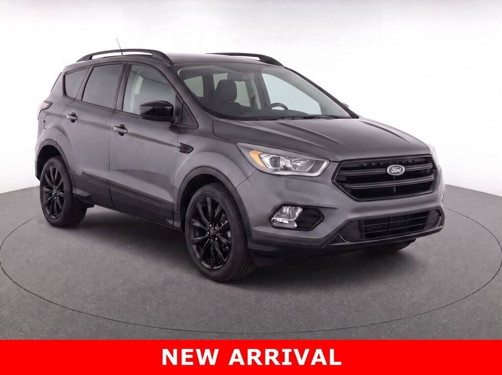 2017 FORD Escape
