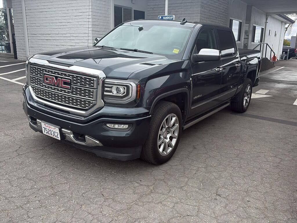 2017 GMC Sierra