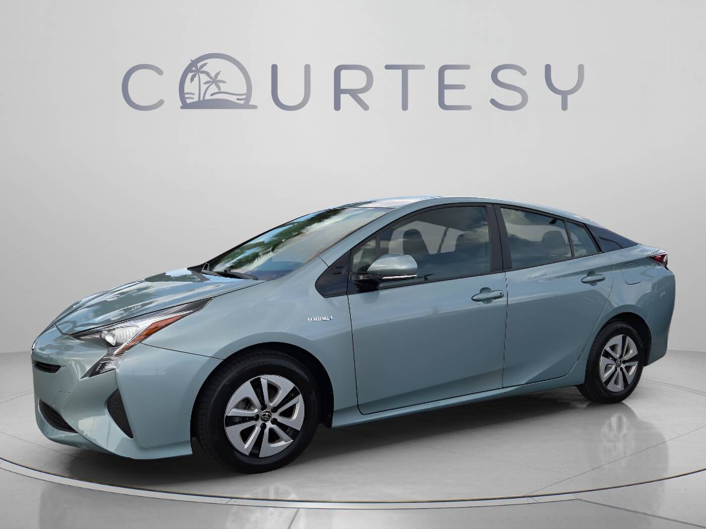 2016 TOYOTA PRIUS