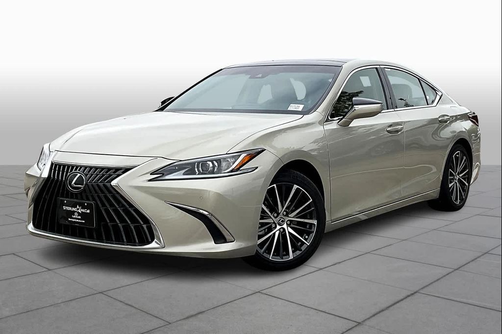 2024 LEXUS ES