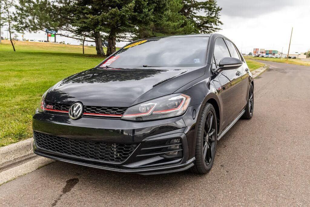 2021 VOLKSWAGEN Golf GTI
