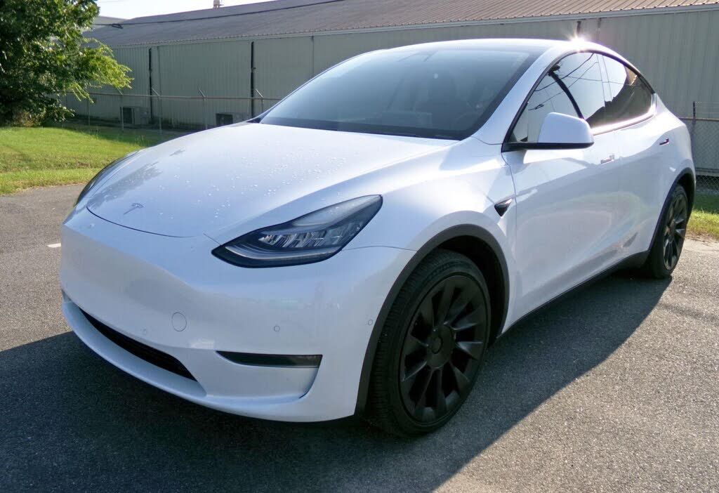 2021 TESLA Model Y
