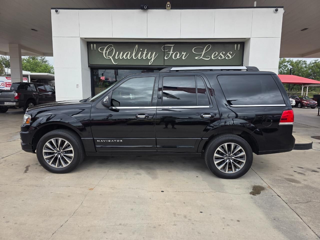 2017 LINCOLN Navigator