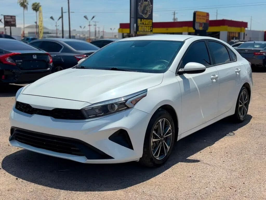 2023 KIA Forte