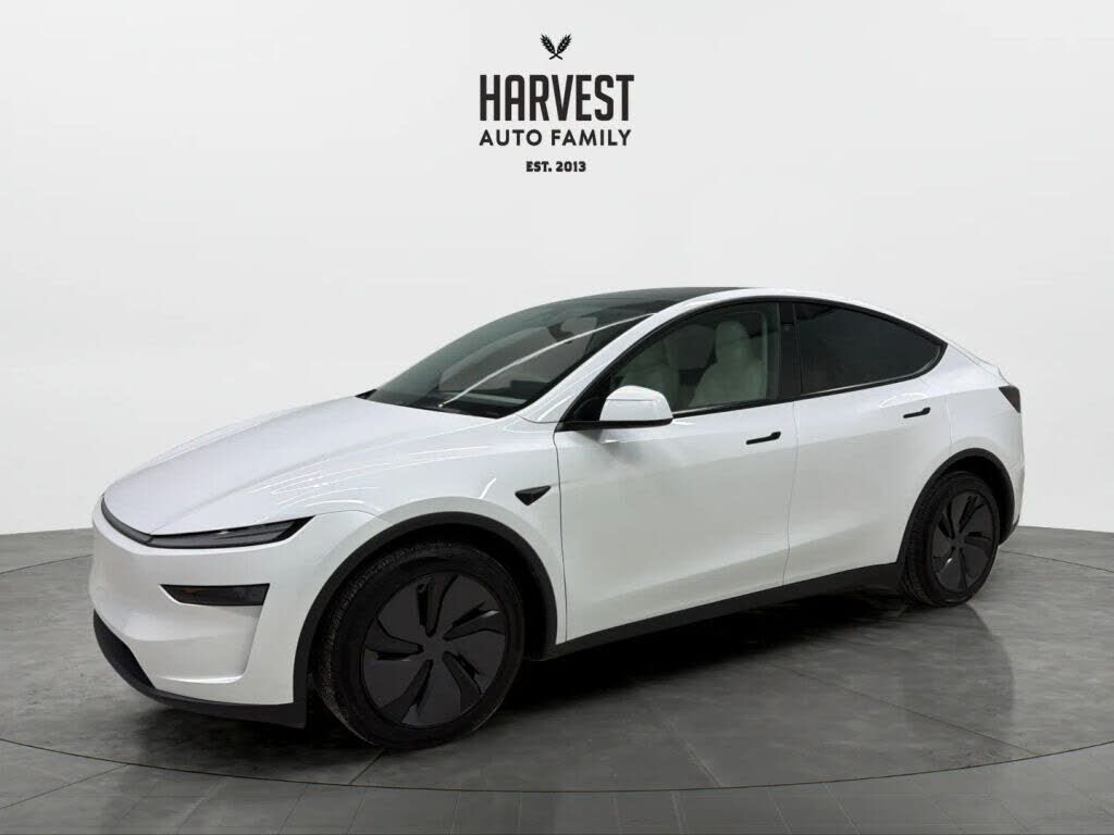 2026 TESLA Model Y