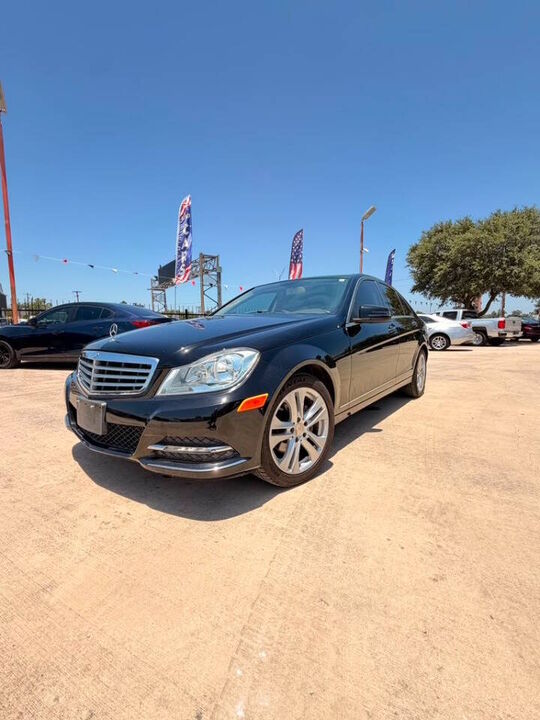 2014 MERCEDES-BENZ C-Class