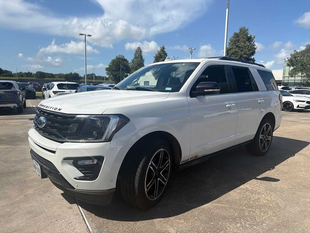 2021 FORD Expedition