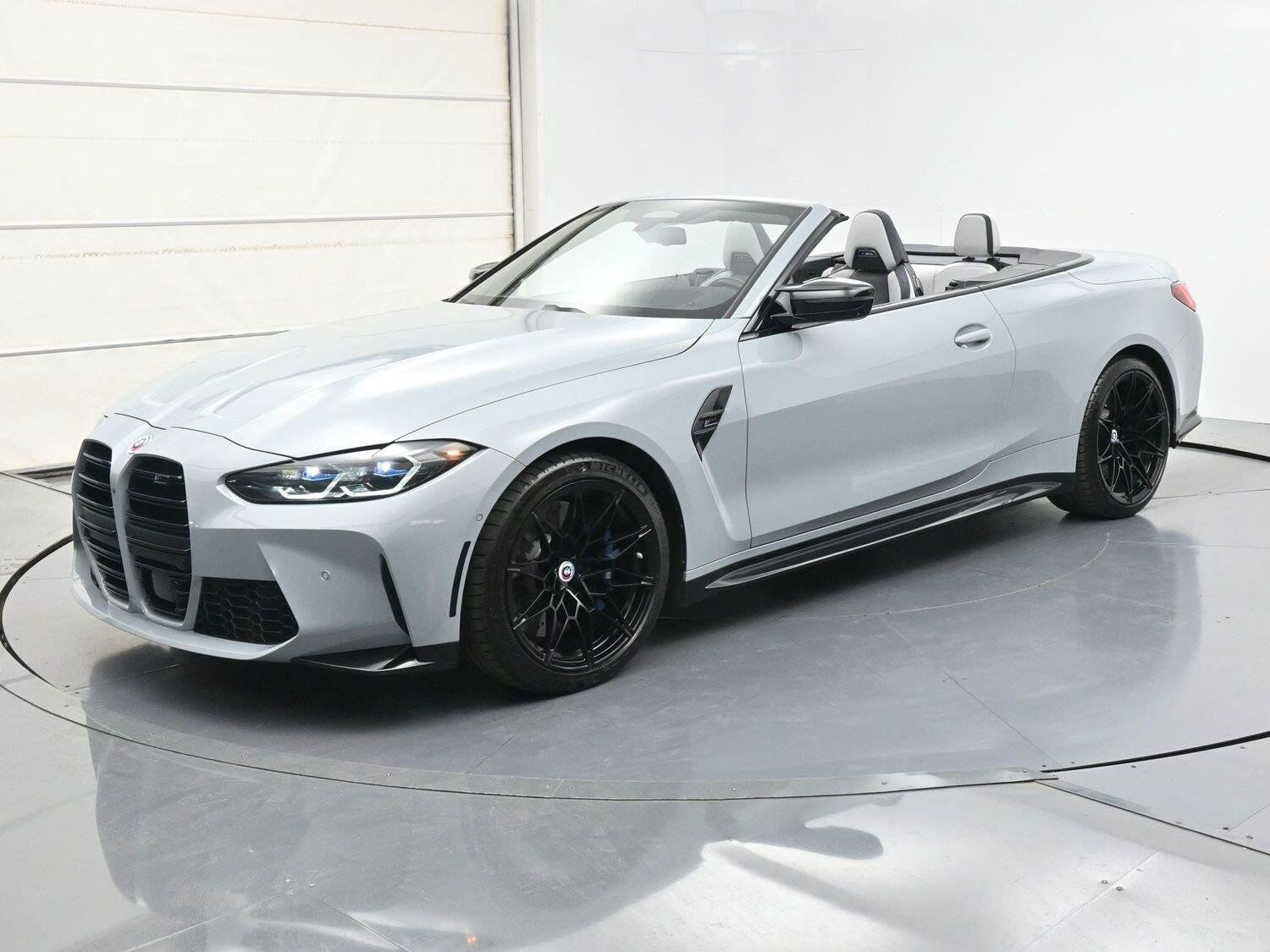 2023 BMW M4