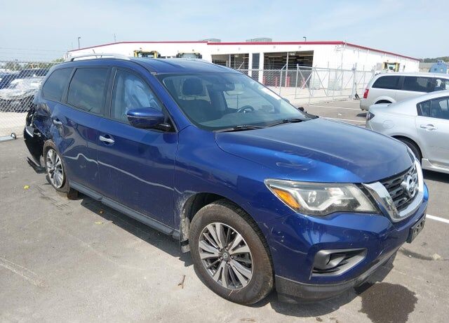 2018 NISSAN Pathfinder