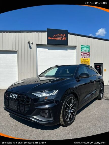 2021 AUDI SQ8