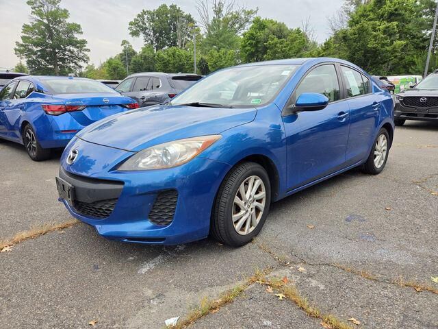 2012 MAZDA Mazda3