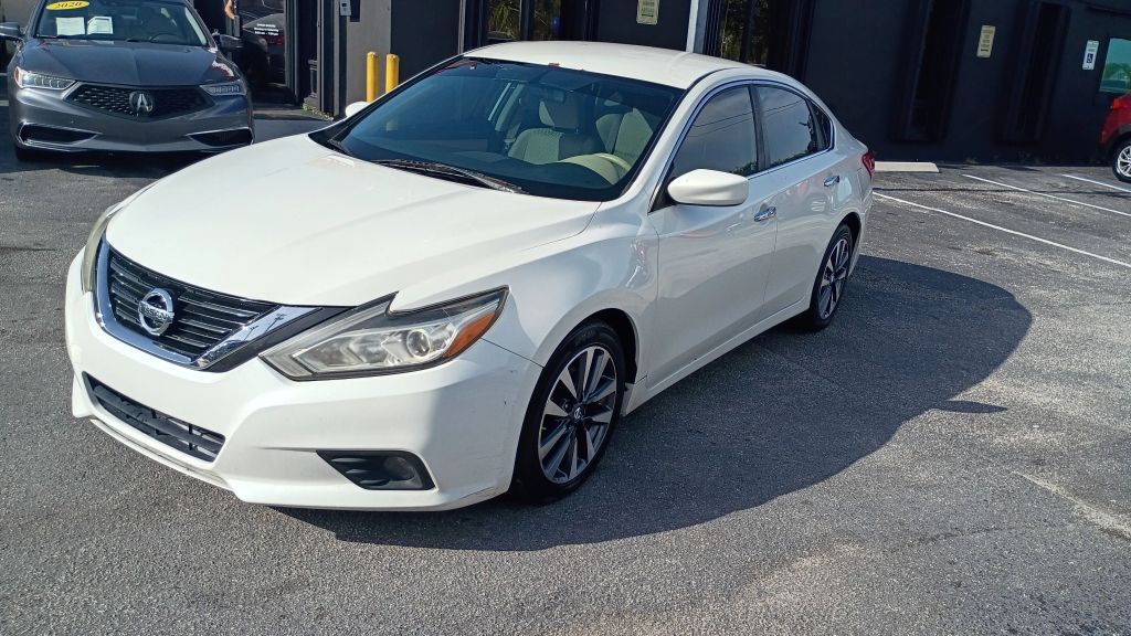 2017 NISSAN Altima