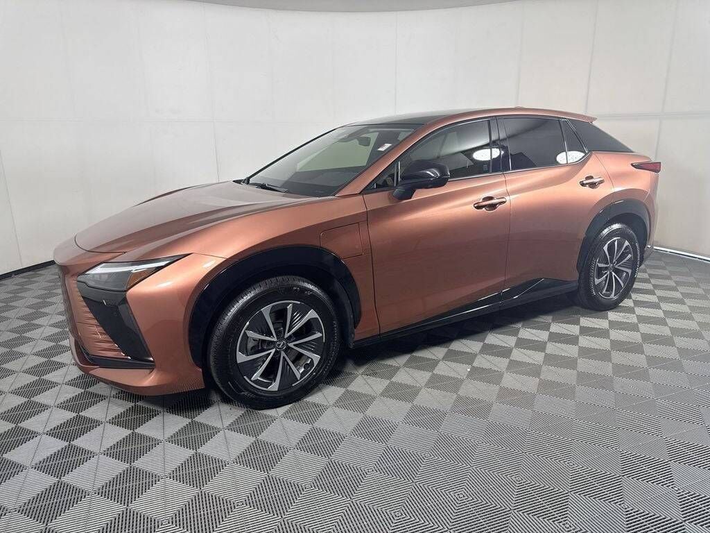 2024 LEXUS RZ 450e