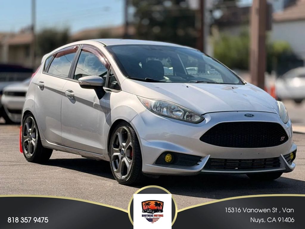 2015 FORD Fiesta