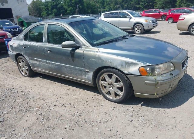 2005 VOLVO S60