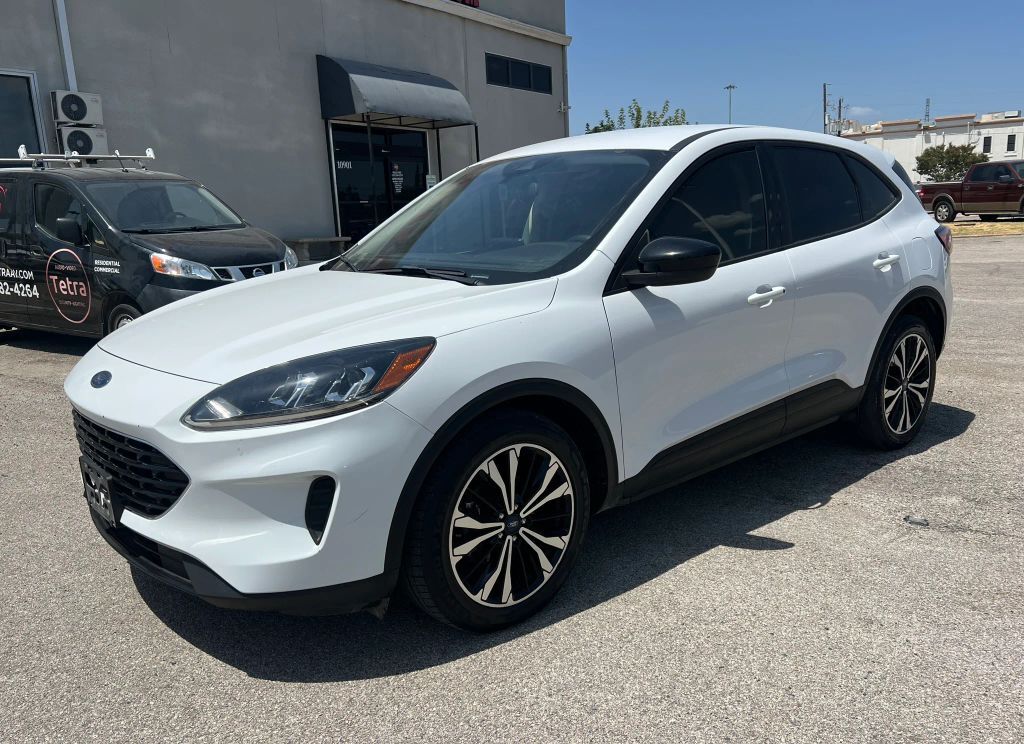 2022 FORD Escape